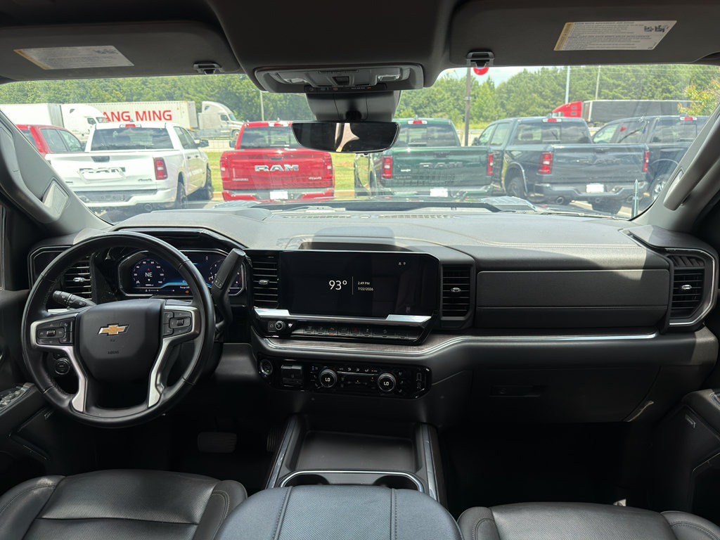 Used 2024 Chevrolet Silverado 2500 LTZ w/ LTZ Premium Texas Edition AWD/4WD image 11