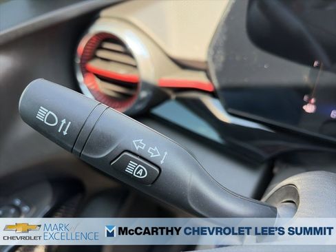 New 2026 Chevrolet Trax RS w/ Sunroof Package image 19