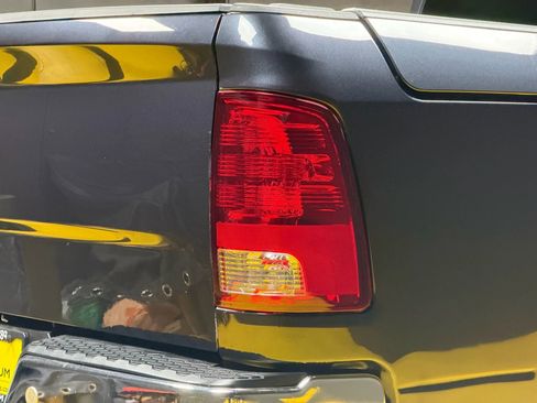 Used 2018 RAM 1500 Lone Star image 8