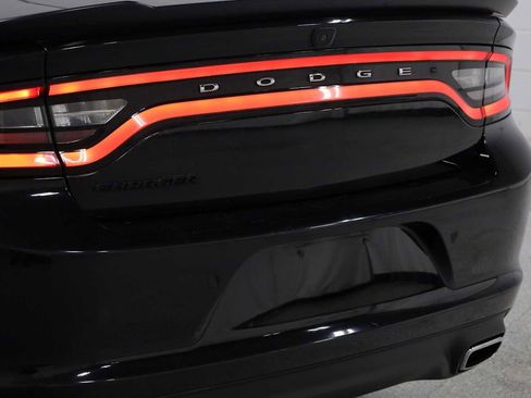 Used 2018 Dodge Charger GT w/ Navigation & Travel Group AWD/4WD image 8