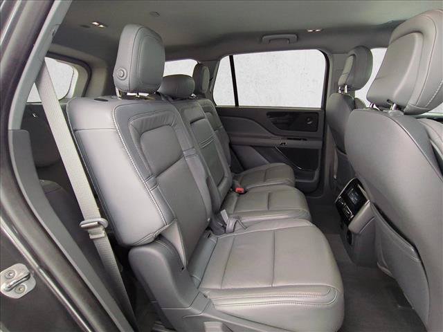 Used 2020 Lincoln Aviator Reserve AWD/4WD image 22