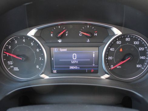 Used 2024 GMC Terrain SLE AWD/4WD image 10