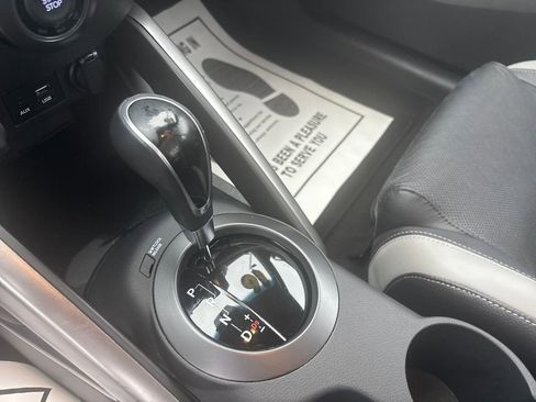 Used 2016 Hyundai Veloster Turbo image 30