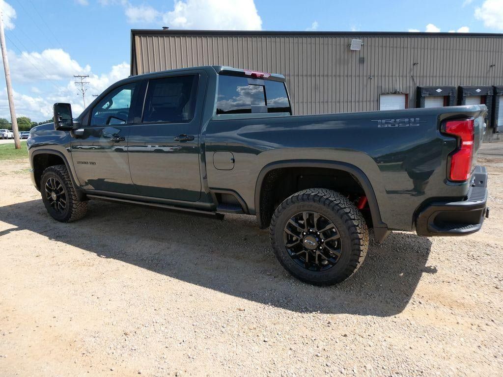 New 2026 Chevrolet Silverado 2500 LTZ w/ LTZ Plus Package AWD/4WD image 7