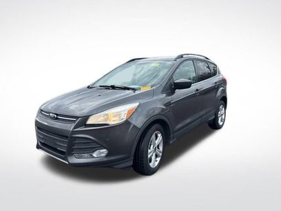 Used 2016 Ford Escape SE w/ Equipment Group 201A