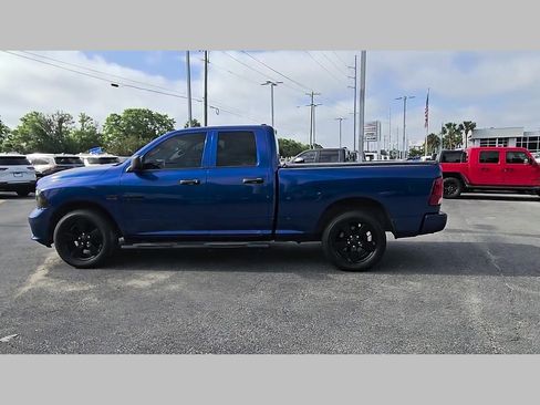 Used 2018 RAM 1500 Express RWD image 28