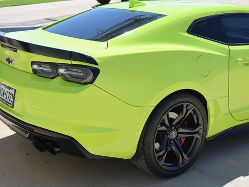 Used 2020 Chevrolet Camaro SS image 4