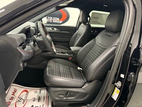 New 2026 Ford Explorer ST-Line image 12