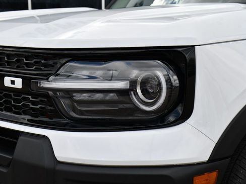 Used 2025 Ford Bronco Sport Outer Banks w/ Outer Banks Tech Package+ AWD/4WD image 40