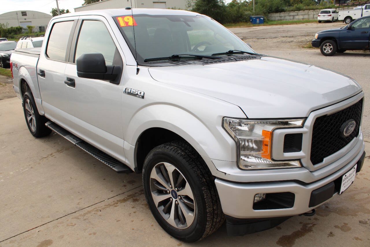 Used 2019 Ford F150 XL w/ Equipment Group 101A Mid AWD/4WD image 4