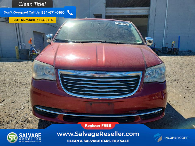 Used 2013 Chrysler Town & Country Touring-L w/ Driver Convenience Group FWD image 7