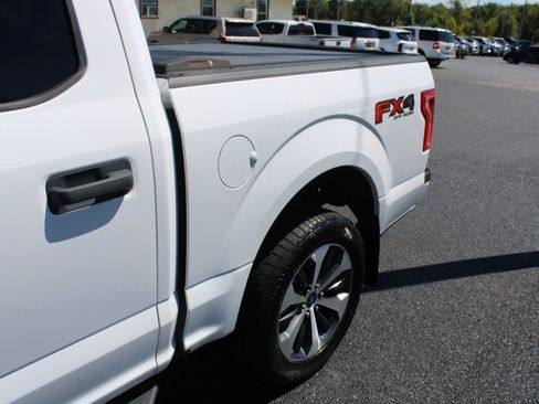 Used 2017 Ford F150 XL w/ Equipment Group 101A Mid AWD/4WD image 4