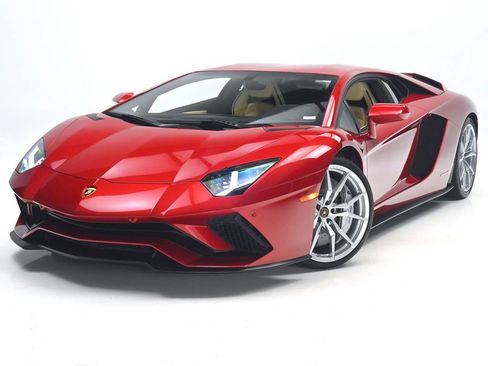 Used 2018 Lamborghini Aventador S AWD/4WD image 11