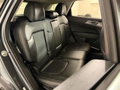 Used 2023 Kia Sportage EX AWD/4WD image 36