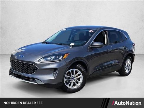 Used 2021 Ford Escape SE FWD image 1