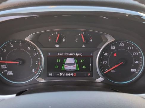 Certified 2021 Chevrolet Traverse LT FWD image 12