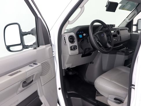 Used 2024 Ford E-350 and Econoline 350 Super Duty w/ Power Windows & Locks Group RWD image 20