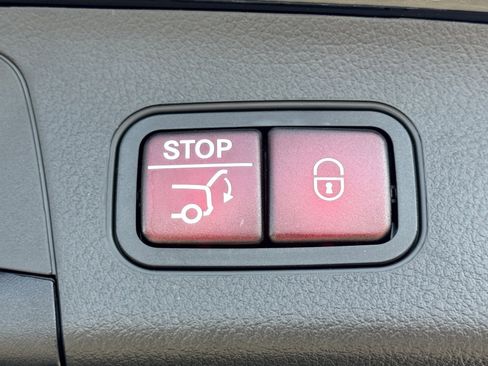 New 2025 Mercedes-Benz GLA 250 image 14