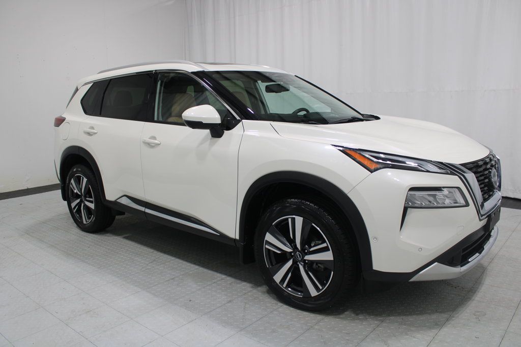 Used 2023 Nissan Rogue Platinum w/ Platinum Premium Package AWD/4WD image 3