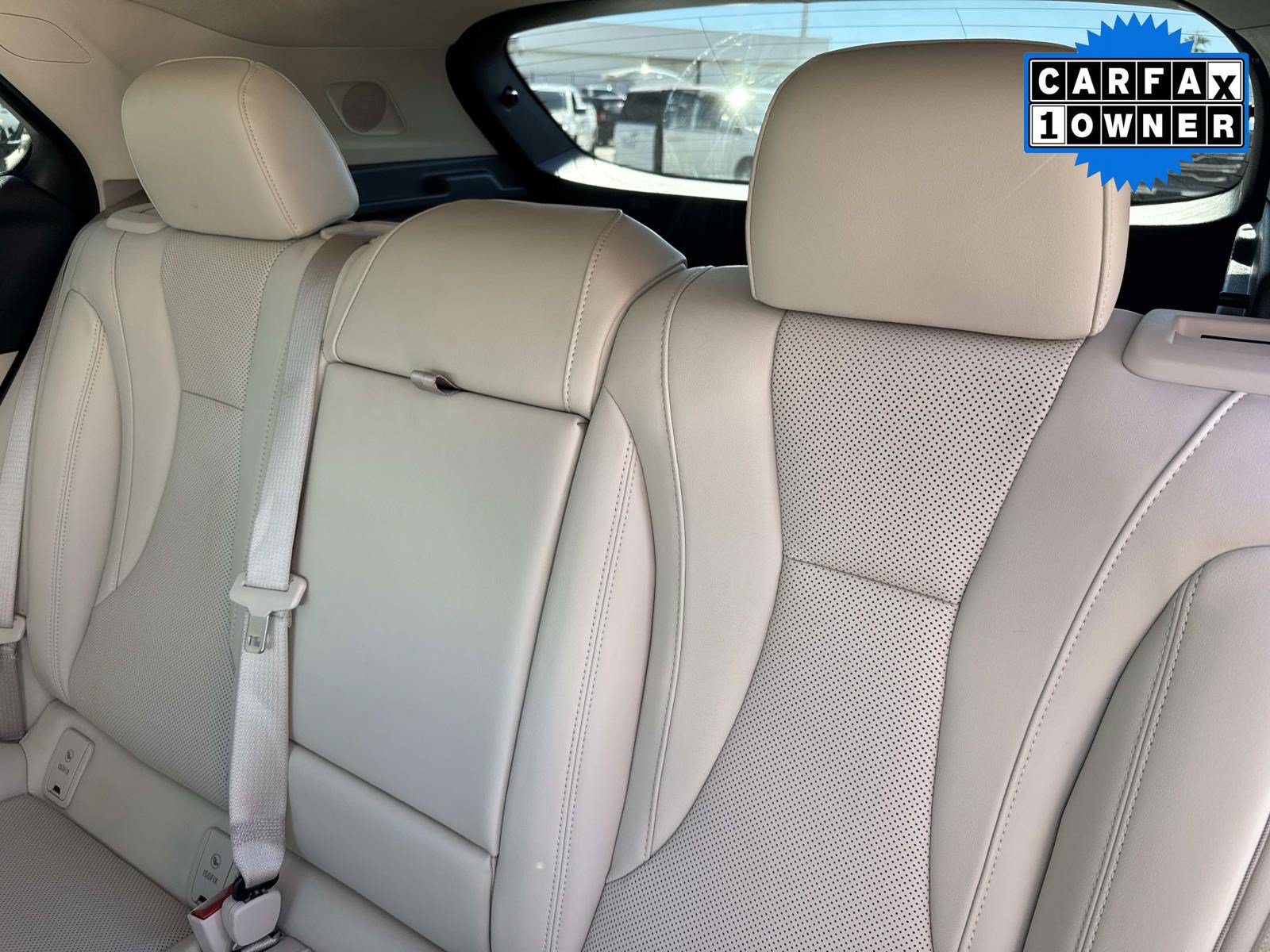 Used 2022 Buick Envision Essence w/ Safety Package FWD image 14