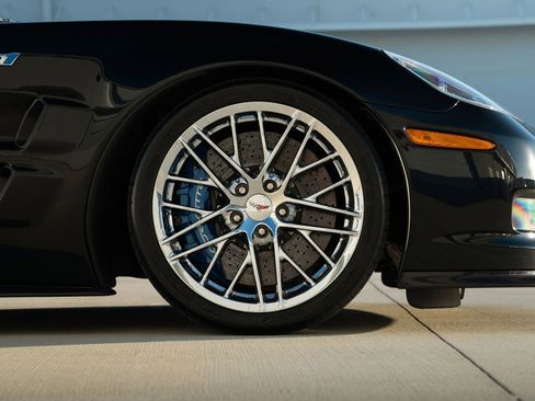 Used 2010 Chevrolet Corvette ZR1 w/ Preferred Equipment Group image 39