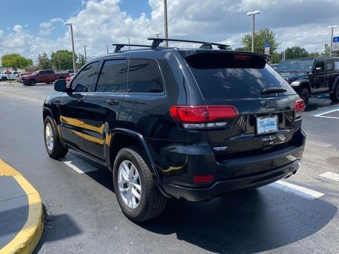 Used 2021 Jeep Grand Cherokee Laredo X AWD/4WD image 7