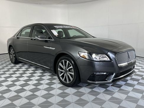 Used 2020 Lincoln Continental FWD image 2