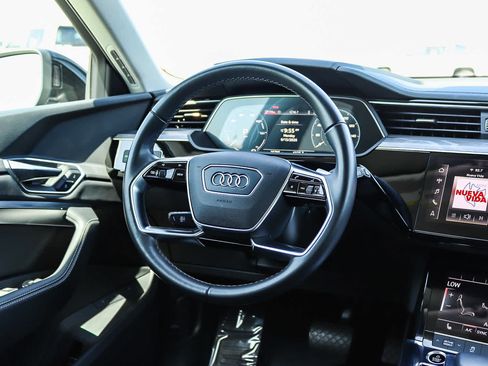 Used 2024 Audi Q8 e-tron Premium AWD/4WD image 21