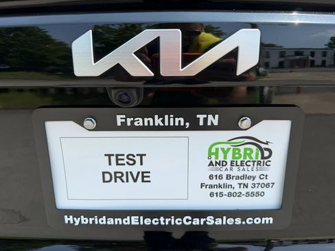 Used 2024 Kia Niro Wind FWD image 3