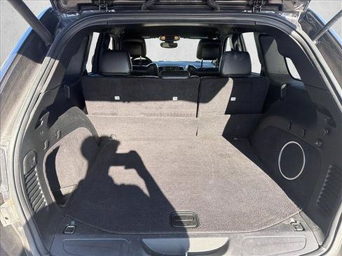 Used 2018 Jeep Grand Cherokee Altitude RWD image 21