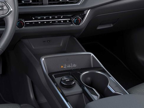 New 2026 Chevrolet Equinox LT w/ Convenience Package II AWD/4WD image 23