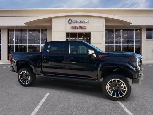 New 2026 GMC Sierra 1500 AT4 w/ AT4 Premium Package AWD/4WD image 17