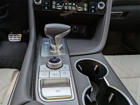 Used 2025 Genesis G70 3.3T Advanced w/ Sport Prestige Package image 23