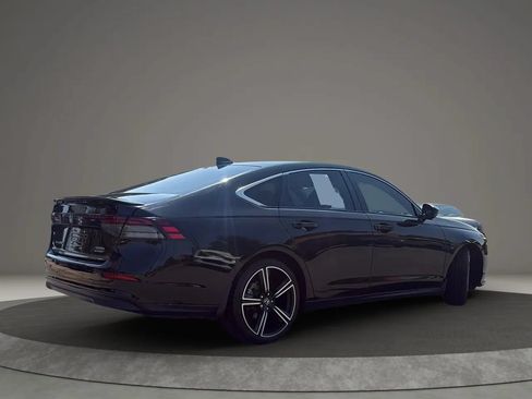 Used 2023 Honda Accord Sport image 7