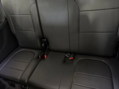 Used 2020 Chevrolet Traverse Premier w/ Redline Edition AWD/4WD image 27