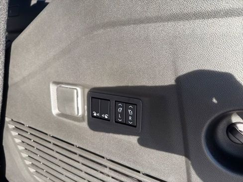 New 2026 GMC Yukon Elevation AWD/4WD image 40