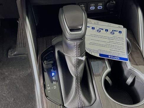 New 2025 Toyota Highlander Limited AWD/4WD image 21