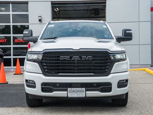 New 2026 RAM 1500 Laramie AWD/4WD image 2