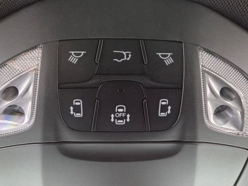 New 2026 Chrysler Pacifica Select image 29