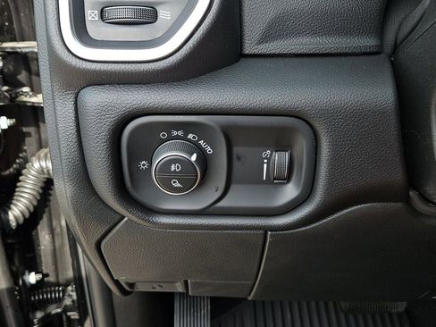 New 2026 RAM 2500 Lone Star AWD/4WD image 25