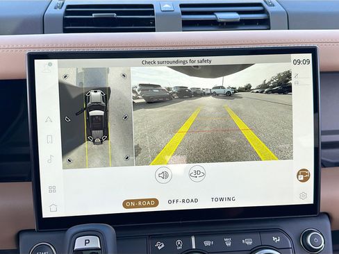 New 2026 Land Rover Defender 110 X-Dynamic SE image 33