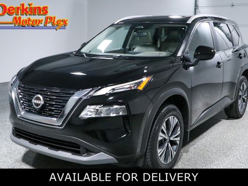 Used 2023 Nissan Rogue SV w/ SV Premium B Package FWD image 1