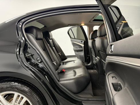 Used 2011 INFINITI G37 4dr x AWD w/ Premium Pkg image 33