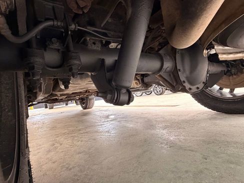 Used 2021 GMC Sierra 1500 AT4 w/ AT4 Premium Package AWD/4WD image 54