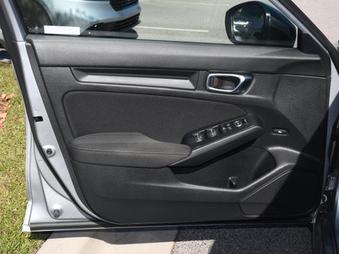 Certified 2023 Honda Civic Sport image 9