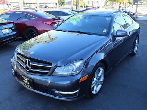 Used 2015 Mercedes-Benz C 250 Coupe image 4