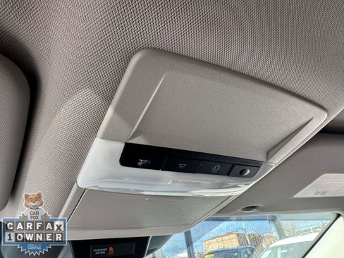 Used 2025 Nissan Rogue S image 30