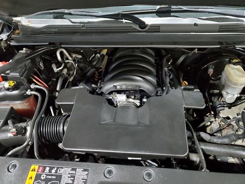 Used 2020 Chevrolet Suburban Premier image 46