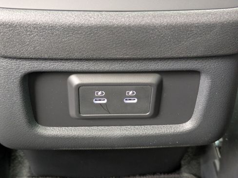 New 2026 Nissan Pathfinder SV image 17