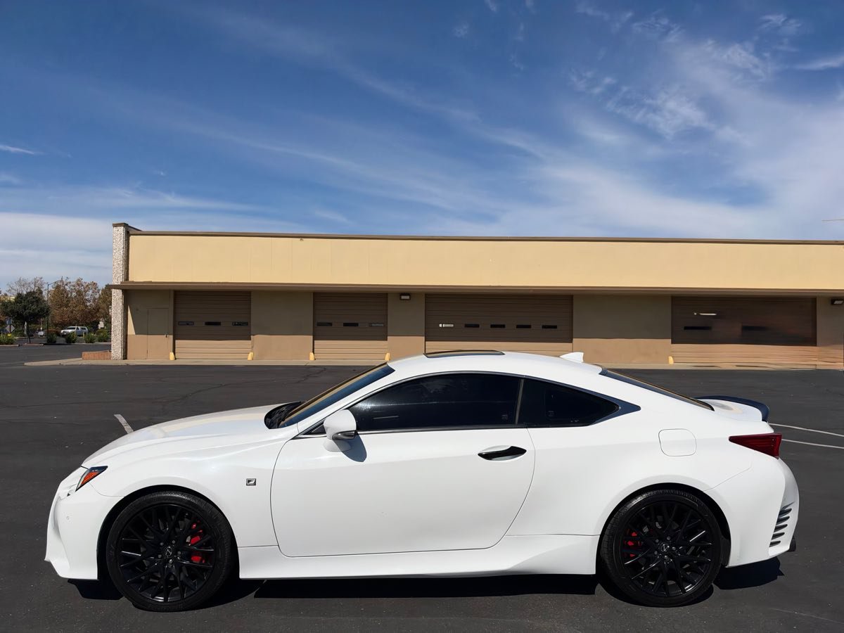 Used 2015 Lexus RC 350 w/ F Sport w/Summer Tires RWD image 4